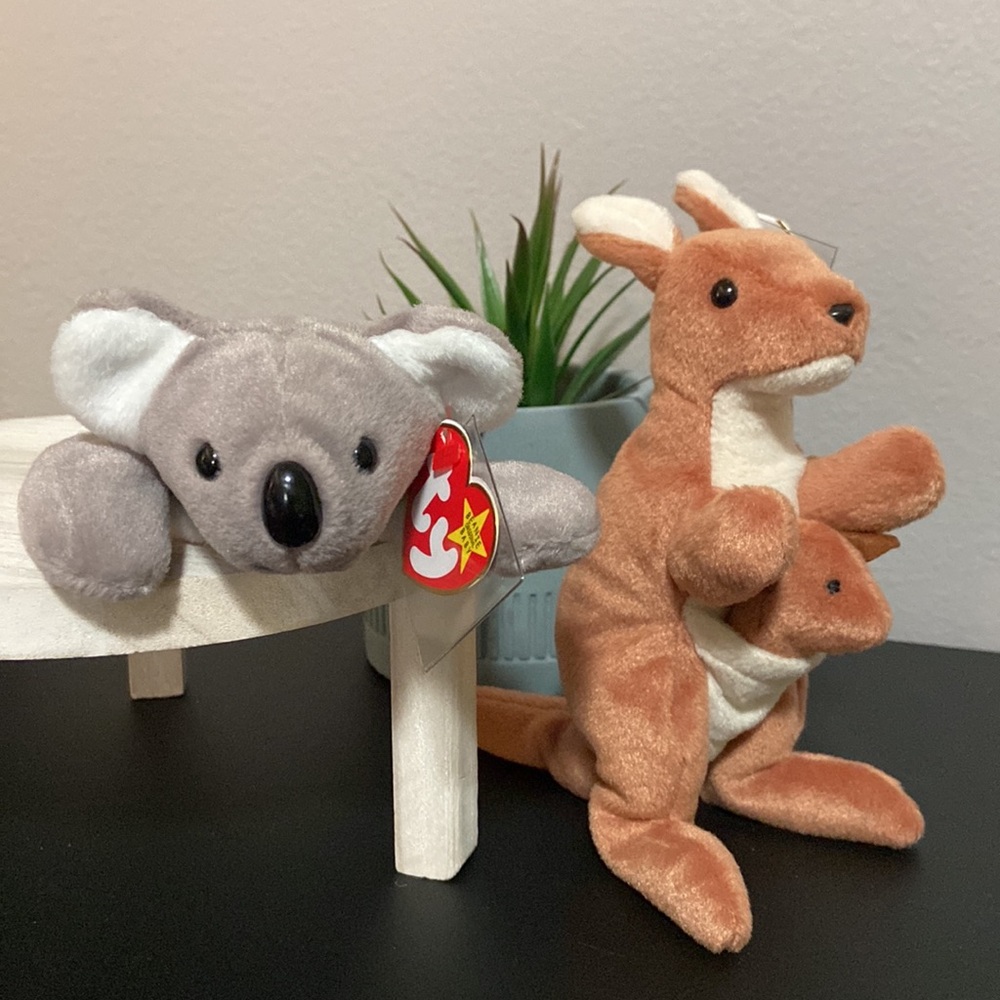 Vintage Original TY Beanie Baby Australia Edition: Kangaroo & Koala